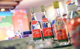 山东散装白酒贴牌代理(山东散白酒加盟)