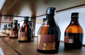 品牌白酒整箱批发(白酒批发商)